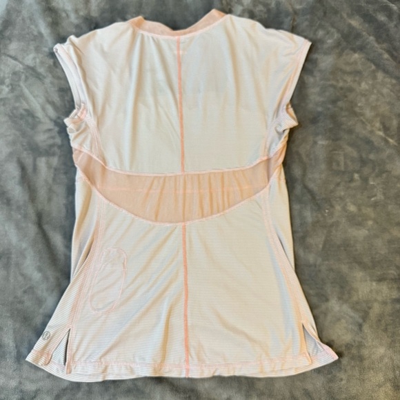 Lululemon Peach Wet Dry Warm Run Stride Tech Top
#162 - Picture 2 of 6